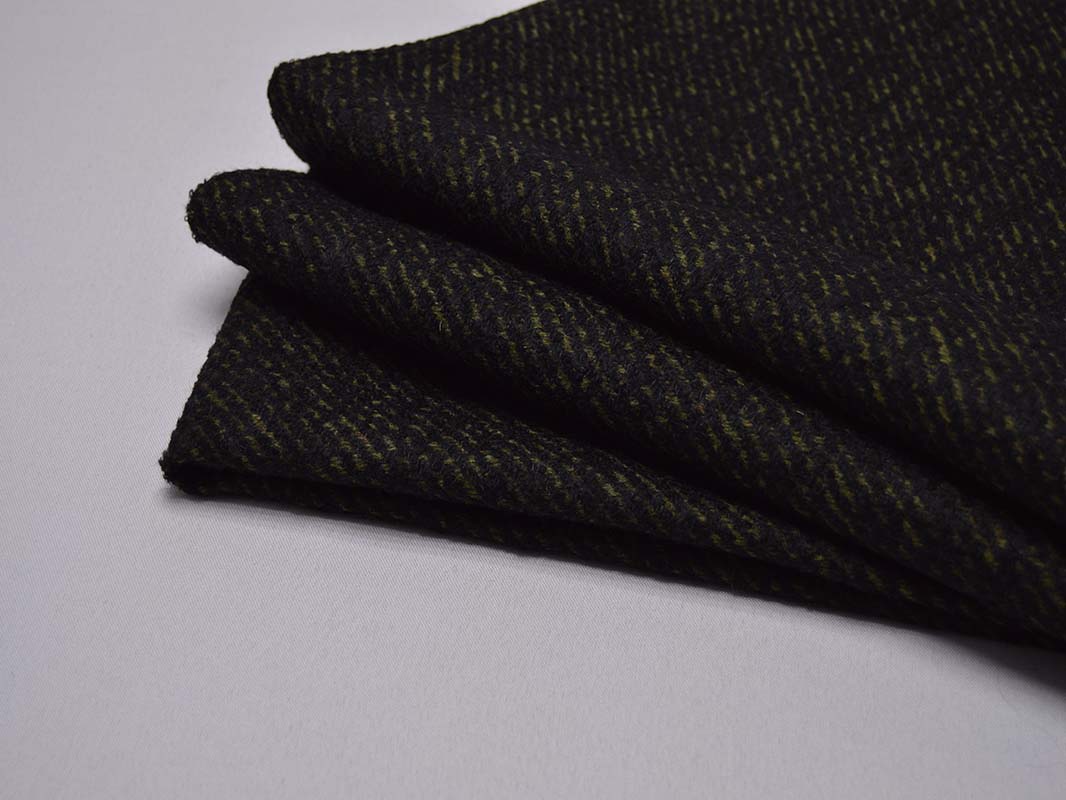 Пальтовая ткань черная в темно-зеленую крапинку 00044 - фото 3