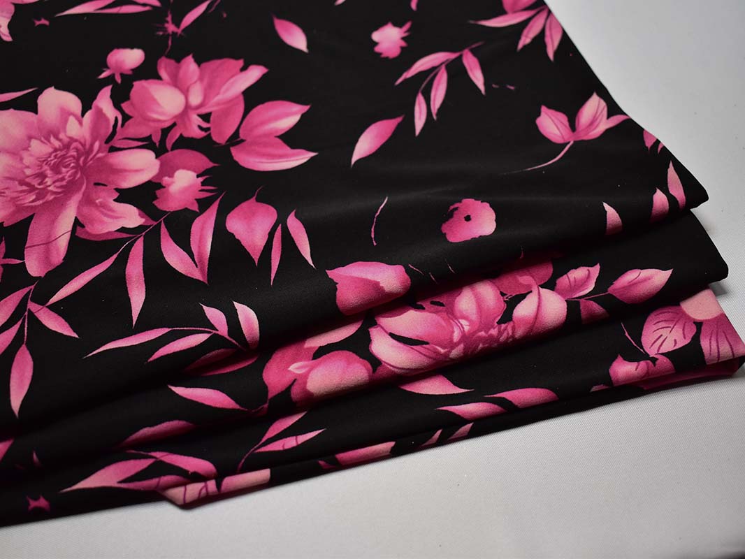 Трикотаж черный с розовыми цветами 00141 - фото 3
