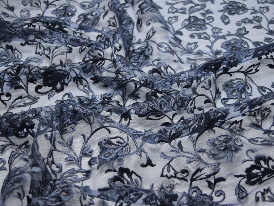 Сетка с вышивкой темно-синяя с цветами - фото 5