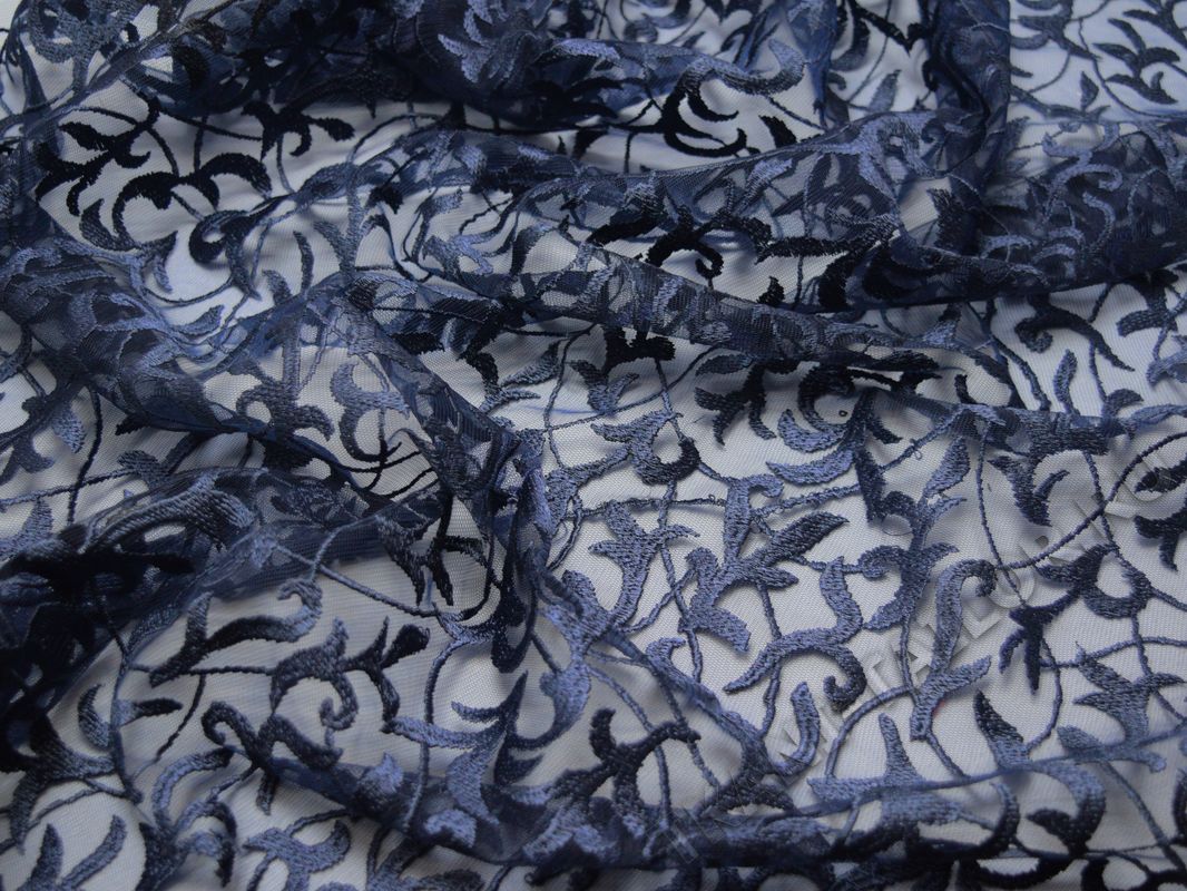 Сетка с вышивкой темно-синие листья - фото 5