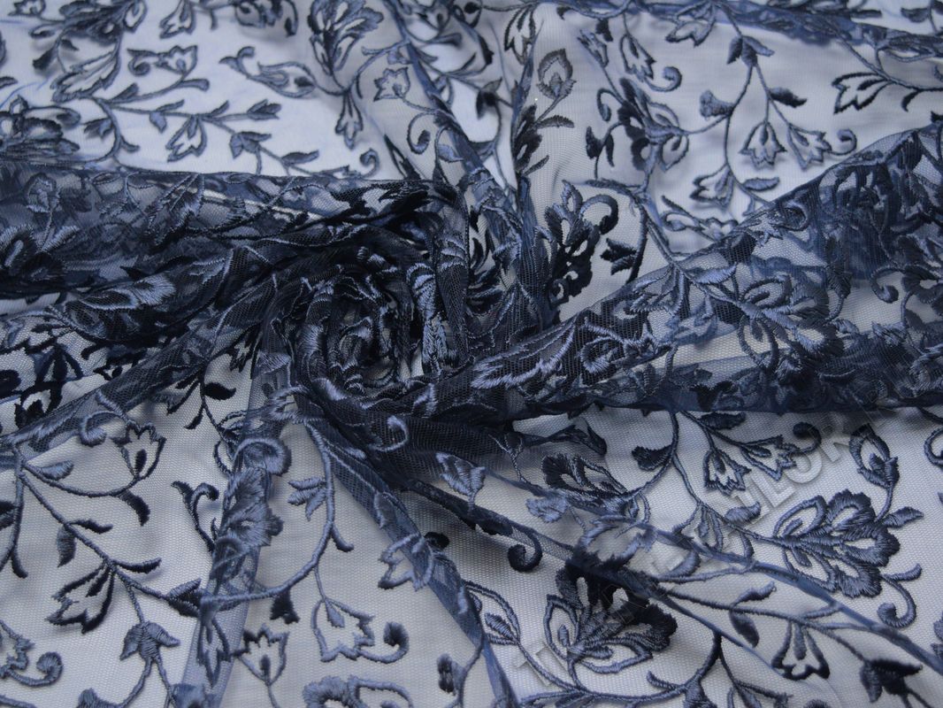 Сетка с вышивкой темно-синие цветы - фото 4