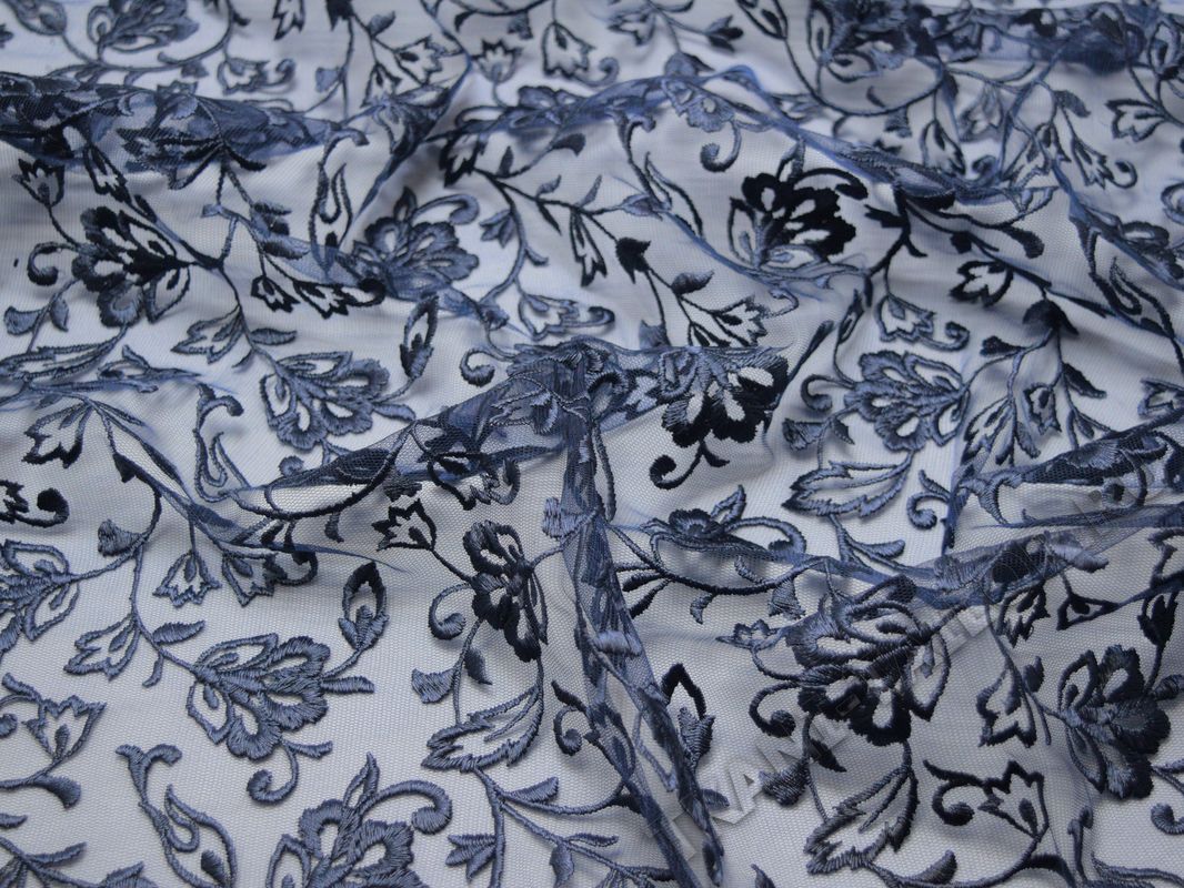 Сетка с вышивкой темно-синие цветы - фото 5