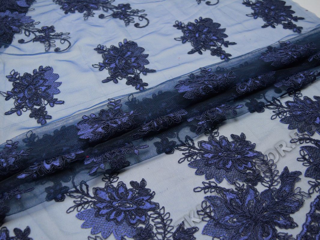 Сетка темно-синяя с вышивкой принт цветы - фото 1