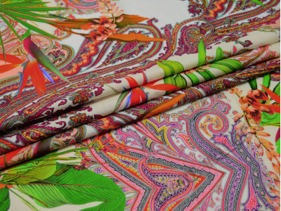 Плательная разноцветная с листьями - фото