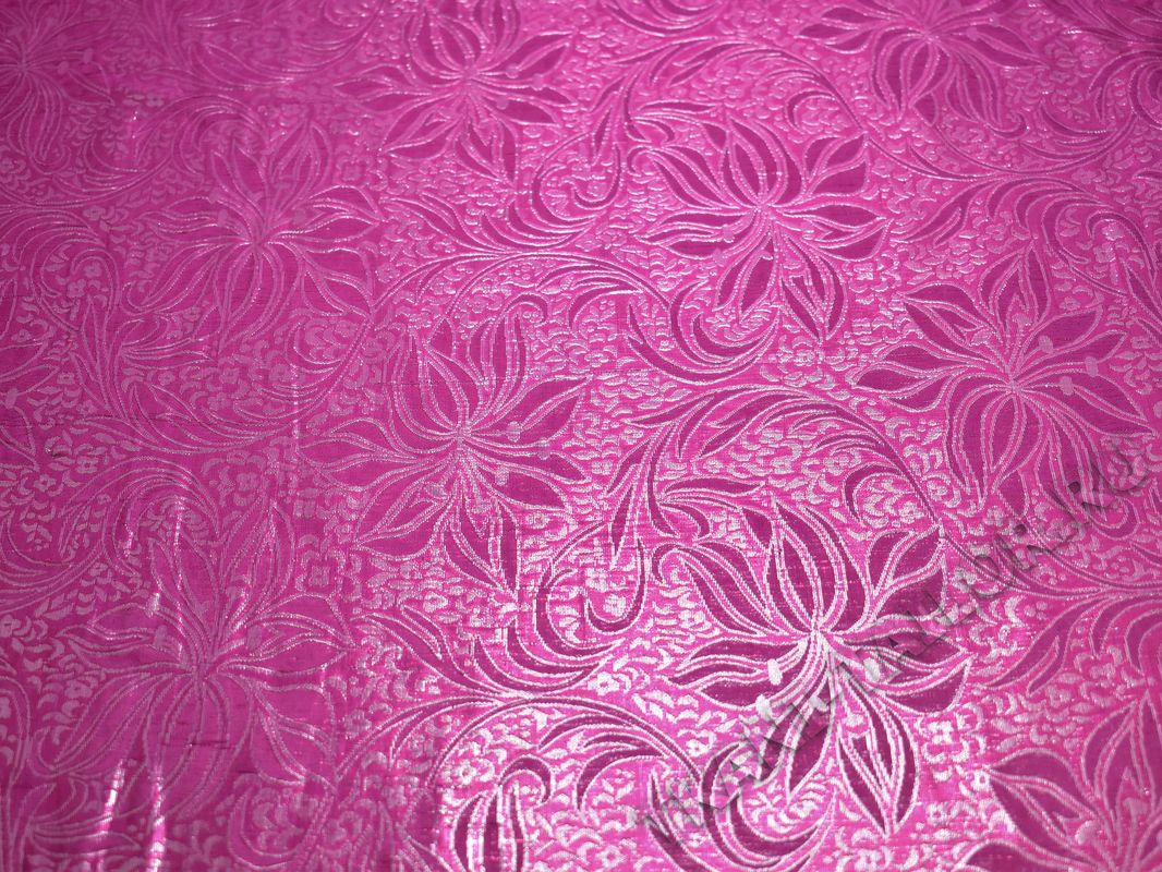 Парча розовая с цветами - фото 2
