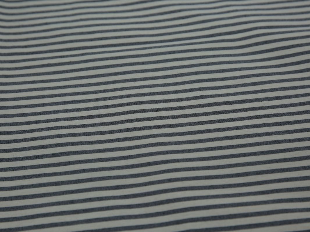 Костюмная ткань в серо-белую полоску - фото 2