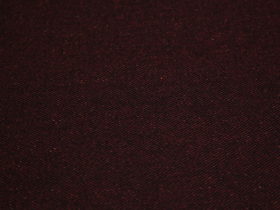 Костюмная ткань черно-бордовый принт - фото 2