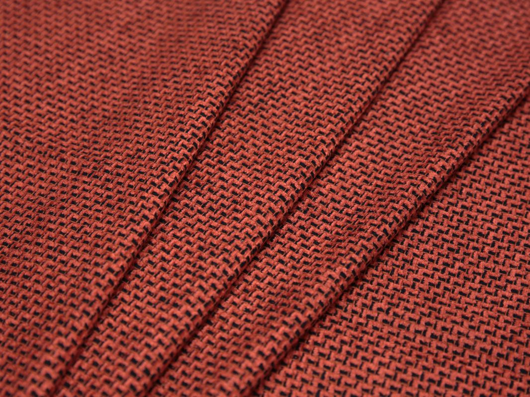 Костюмная ткань оранжевая черный принт - фото 3