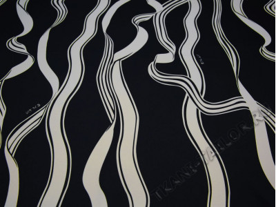 Плательная ткань черная с белым волнистые полосы - фото