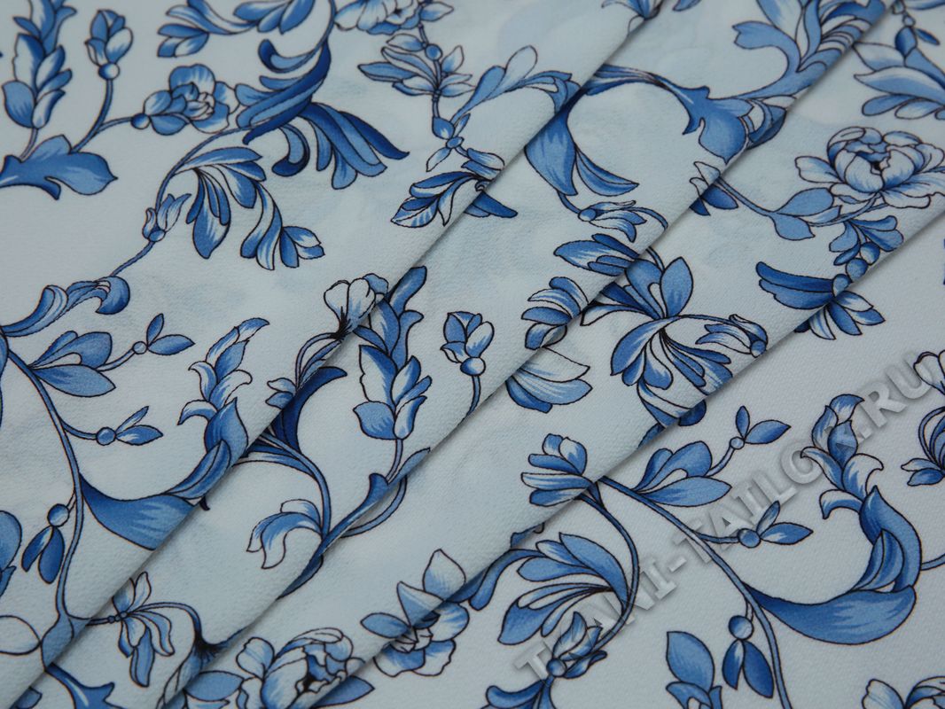 Плательная ткань белая голубые цветы - фото 3