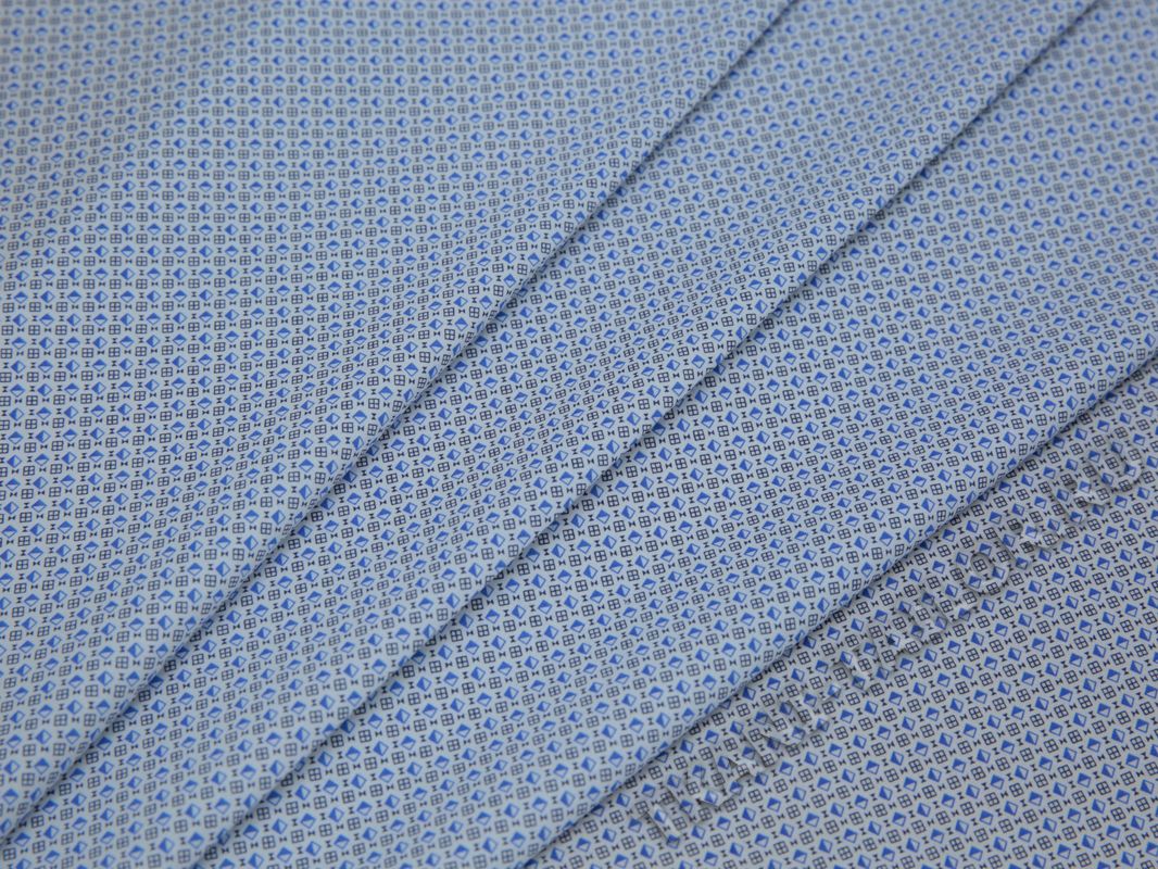Рубашечная ткань хлопковая белая мелкий геометрический принт синего цвета - фото 3