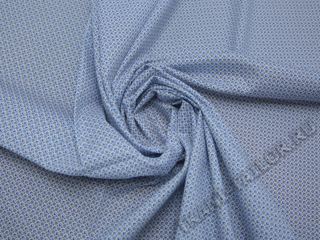 Рубашечная ткань хлопковая белая мелкий геометрический принт синего цвета - фото 4