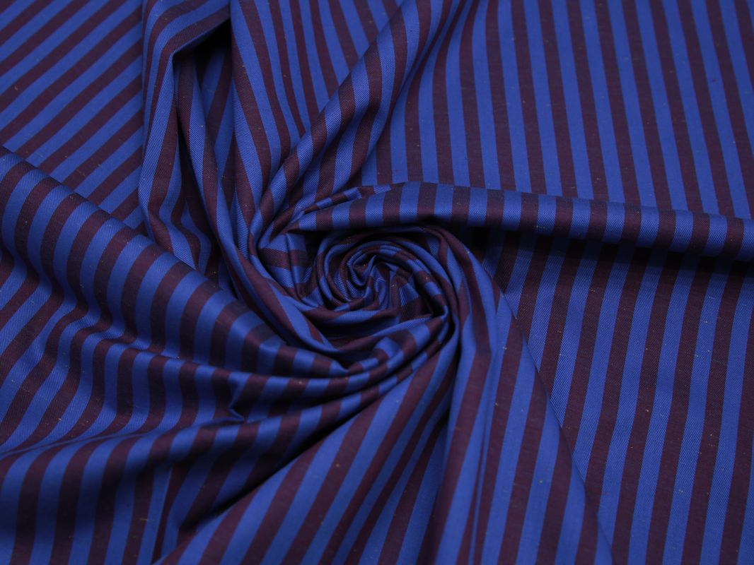 Рубашечная ткань хлопковая синяя в бордовою полоску - фото 4