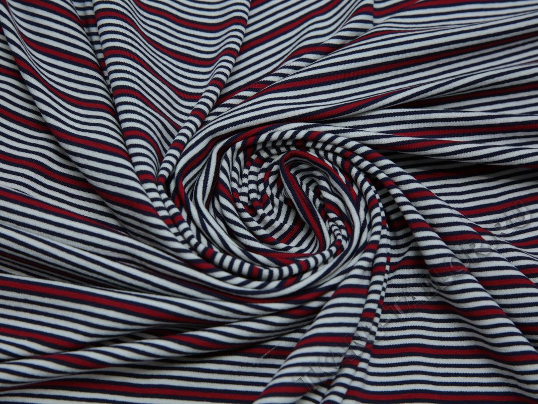 Трикотажная ткань белая в тонкую красную полоску - фото 4