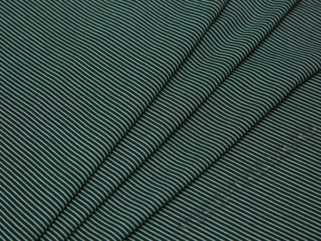 Трикотажная ткань зеленая в белую полоску - фото 3