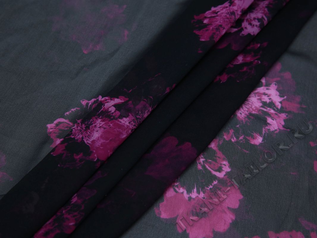 Шифон шелковый черный с розовыми цветами - фото 3