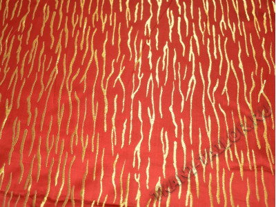 Китайский шелк красный с золотом - фото