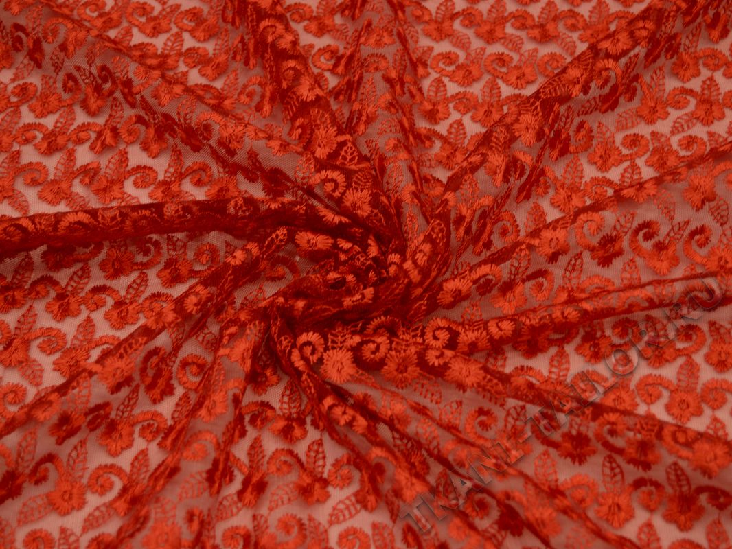 Кружевная ткань красного цвета - фото 1