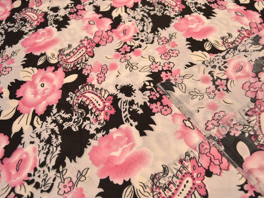 Атлас ткань с розовыми цветами - фото 3