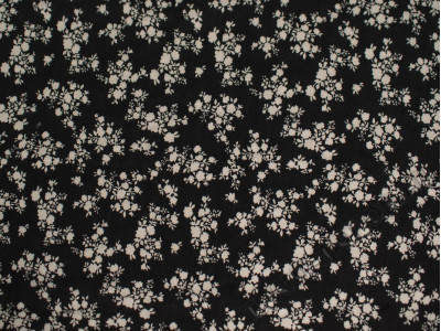 Штапель вискозный черно-белый принт цветы