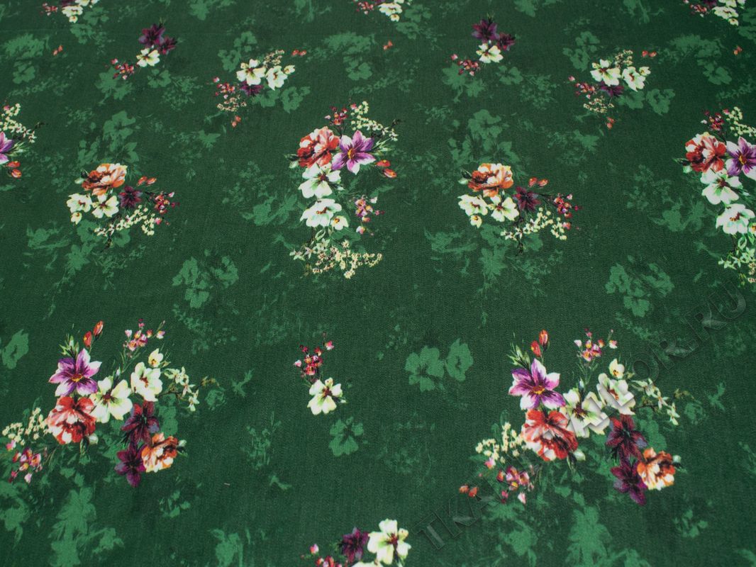 Плательная ткань зеленая принт цветы - фото 2