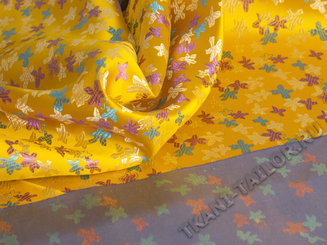 Китайский шелк темно-желтый с цветами - фото 3