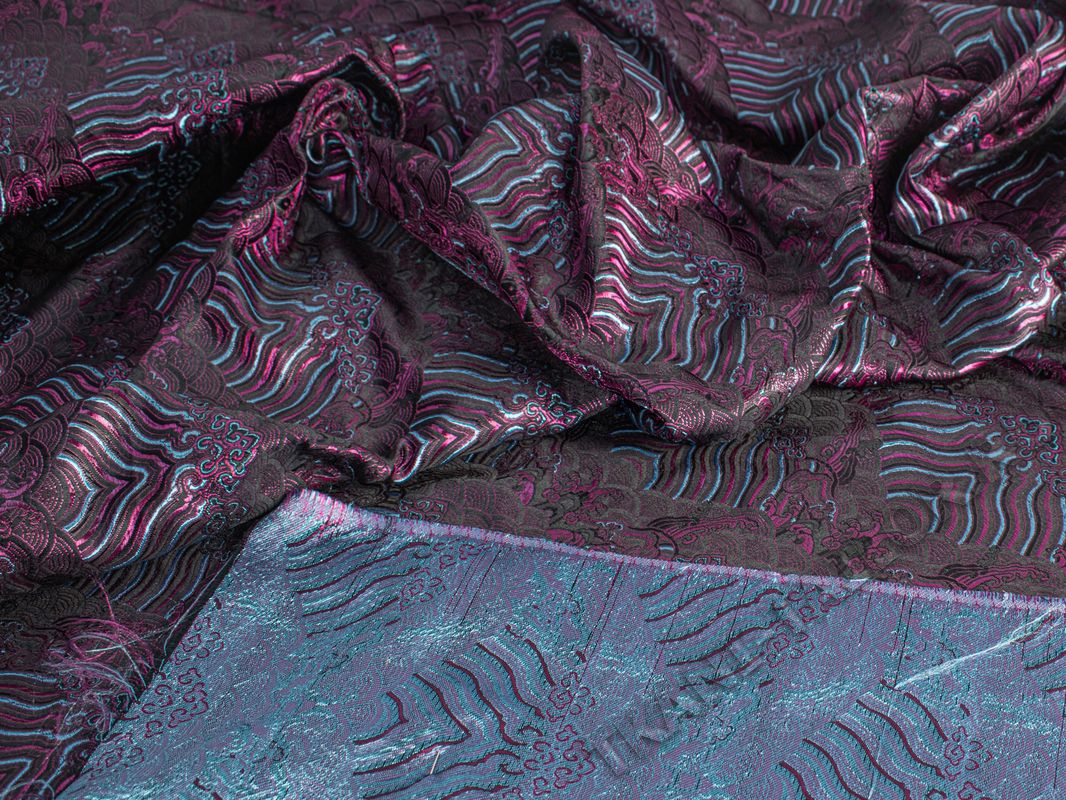 Китайский шелк темно-малиновый с орнаментом - фото 4