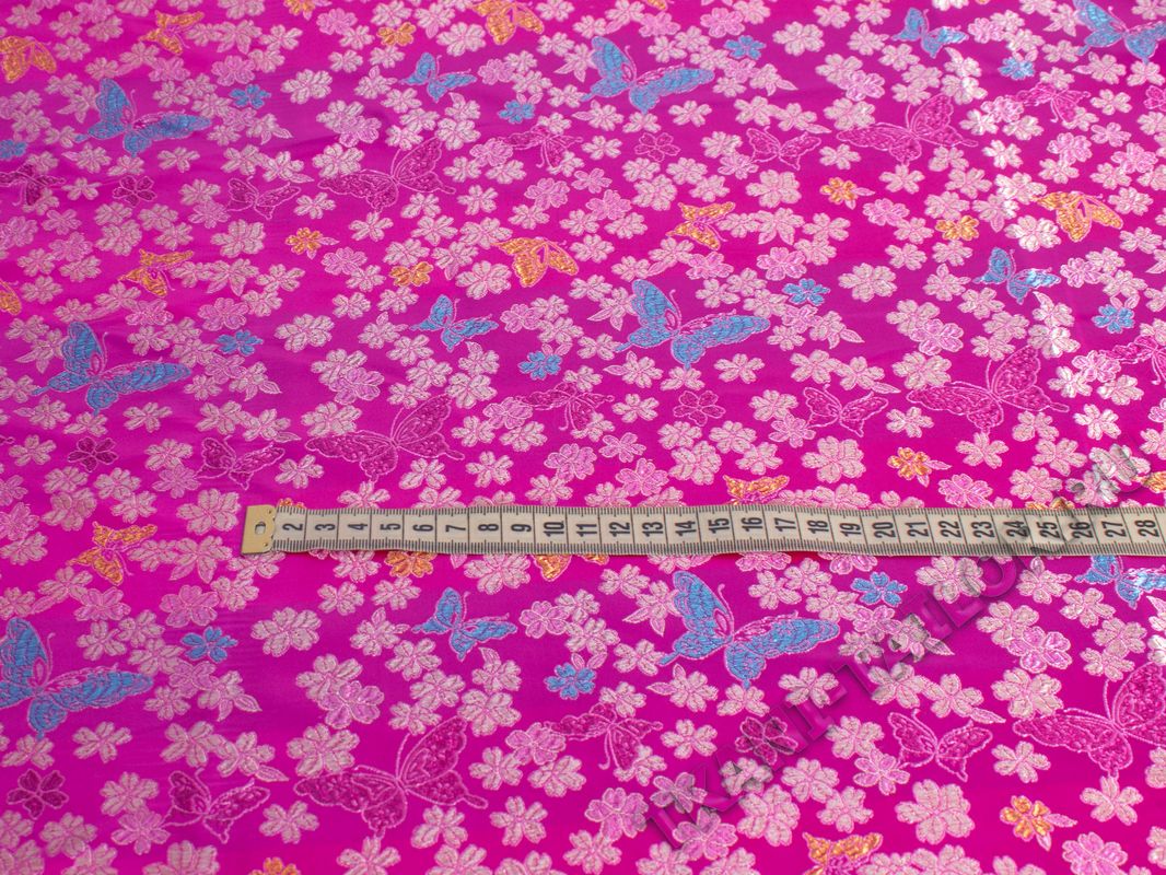 Китайский шелк розовый принт цветы и бабочки - фото 2