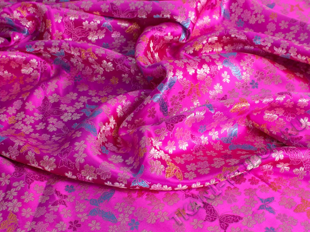 Китайский шелк розовый принт цветы и бабочки - фото 3