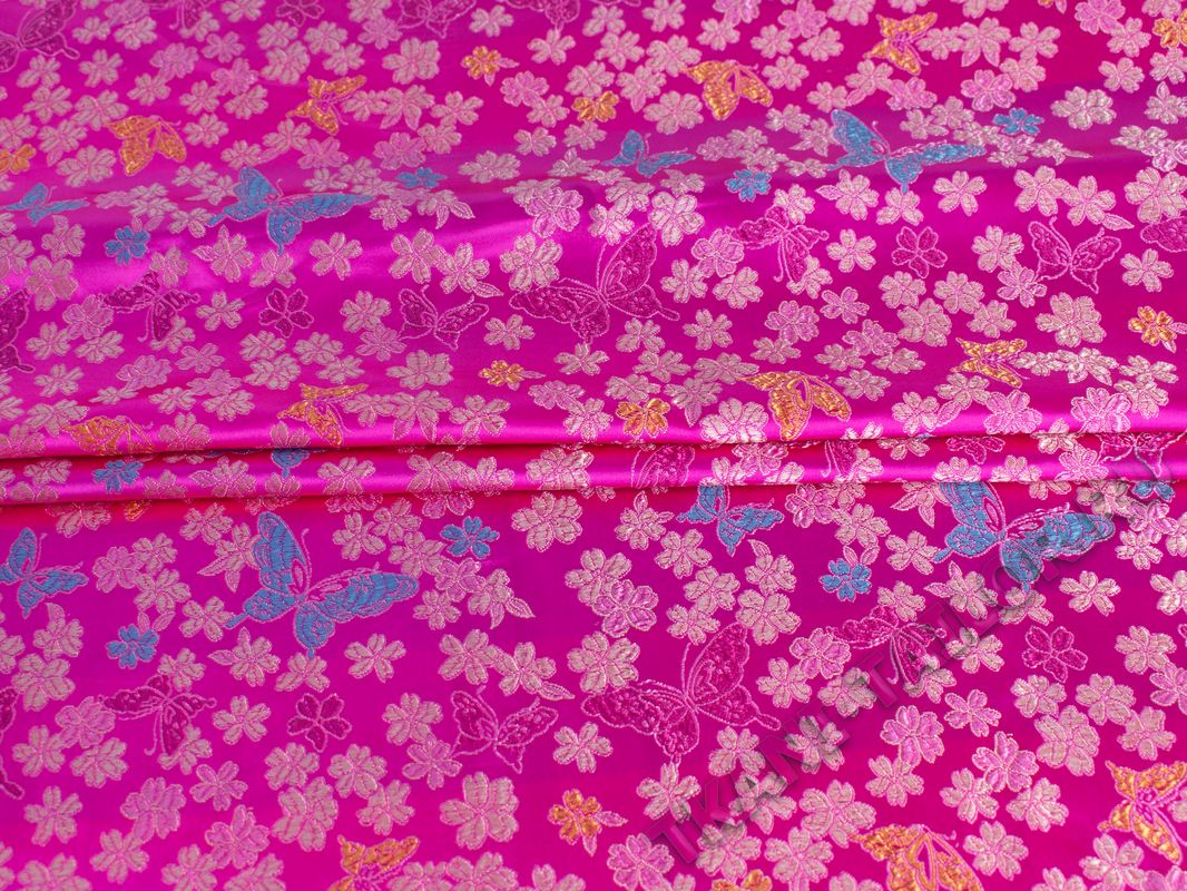 Китайский шелк розовый принт цветы и бабочки - фото 1