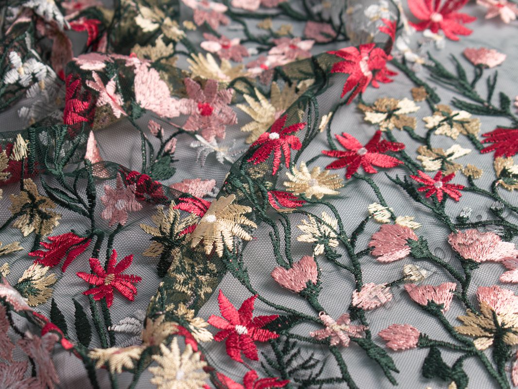 Сетка с вышивкой цветы мультиколор - фото 1